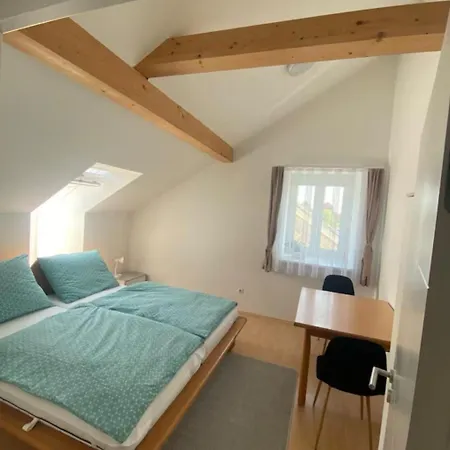 Zefi's Homestay szállás *